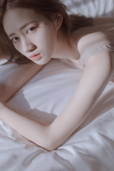 每天回家都会看到老婆在装死